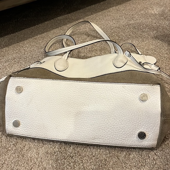 Michael Kors Handbag gently used. Size 14” across 11” top to bottom. 5” deep. - Picture 4 of 5